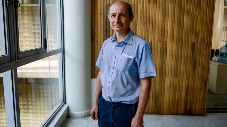 Prof. Emanuel M. de Souza